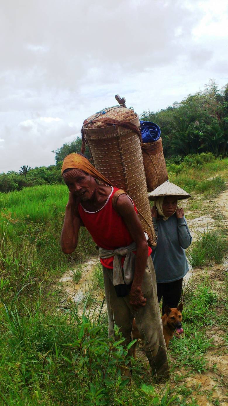 Menjaga Eksistensi Masyarakat Adat sebagai Kekayaan Nusantara